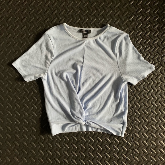 newlook 915 trist front crop top - Picture 1 of 3